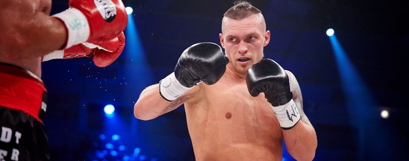 Усик виграє титул чемпіона світу в 2016 році - Віталій Кличко