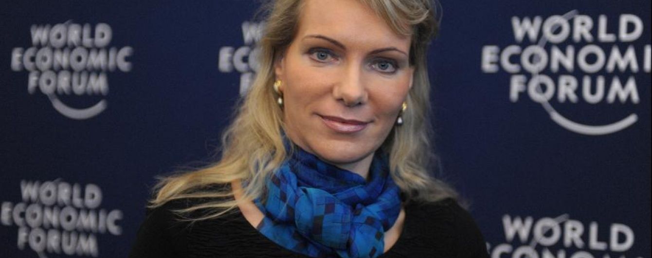 Швейцарська мільярдерка завагітніла двійнятами у 53-річному віці