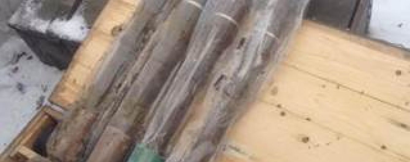 На Донеччині СБУшники із військовими попередили диверсію та знашли схованки зі зброєю