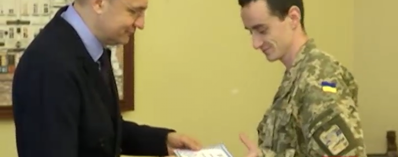 У Львові перед Різдвом 19 родин бійців АТО отримали нові квартири