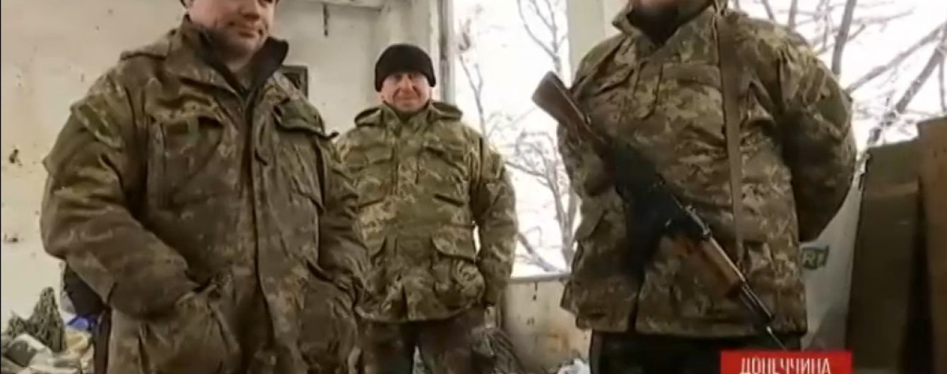 У Пісках українські бійці колядують і мріють зустріти наступне Різдво з родинами