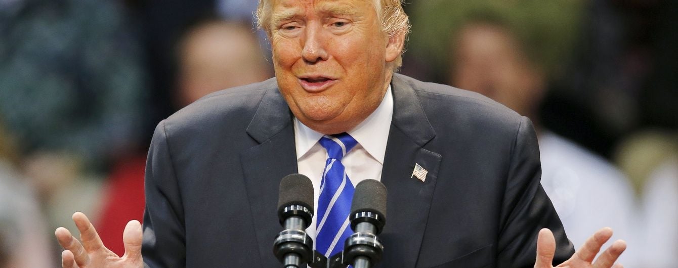 Трамп розповів про свої добрі стосунки з Богом