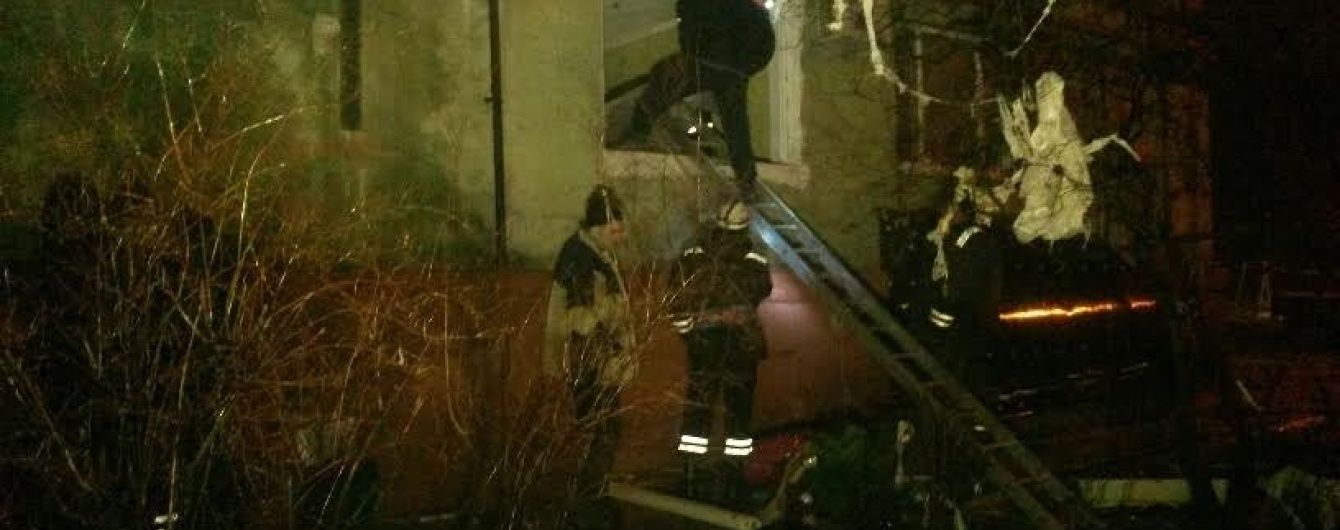 У Маріуполі в багатоповерхівці прогримів вибух, є постраждалі