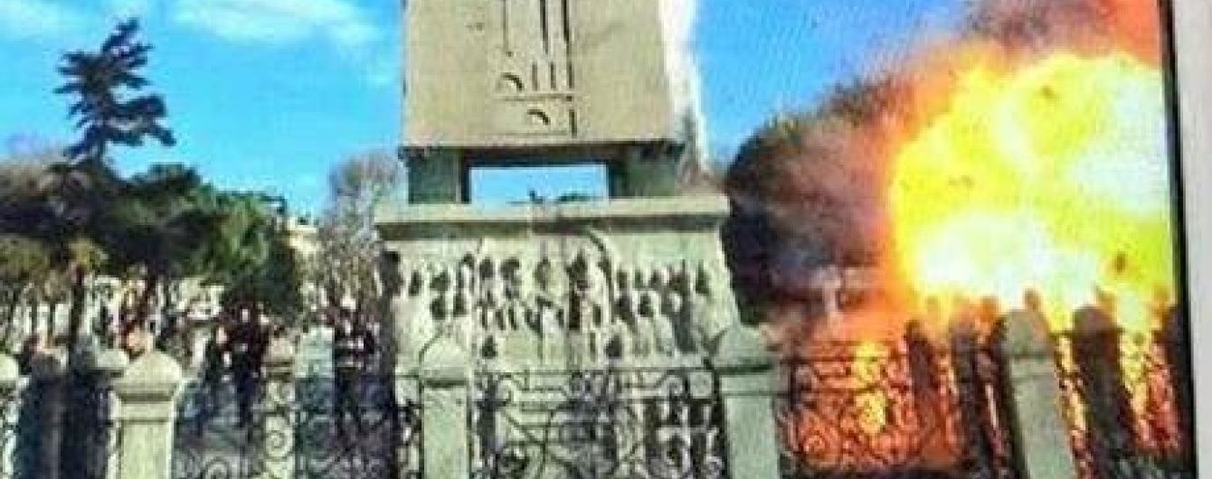 Туристи зняли момент вибуху у Стамбулі