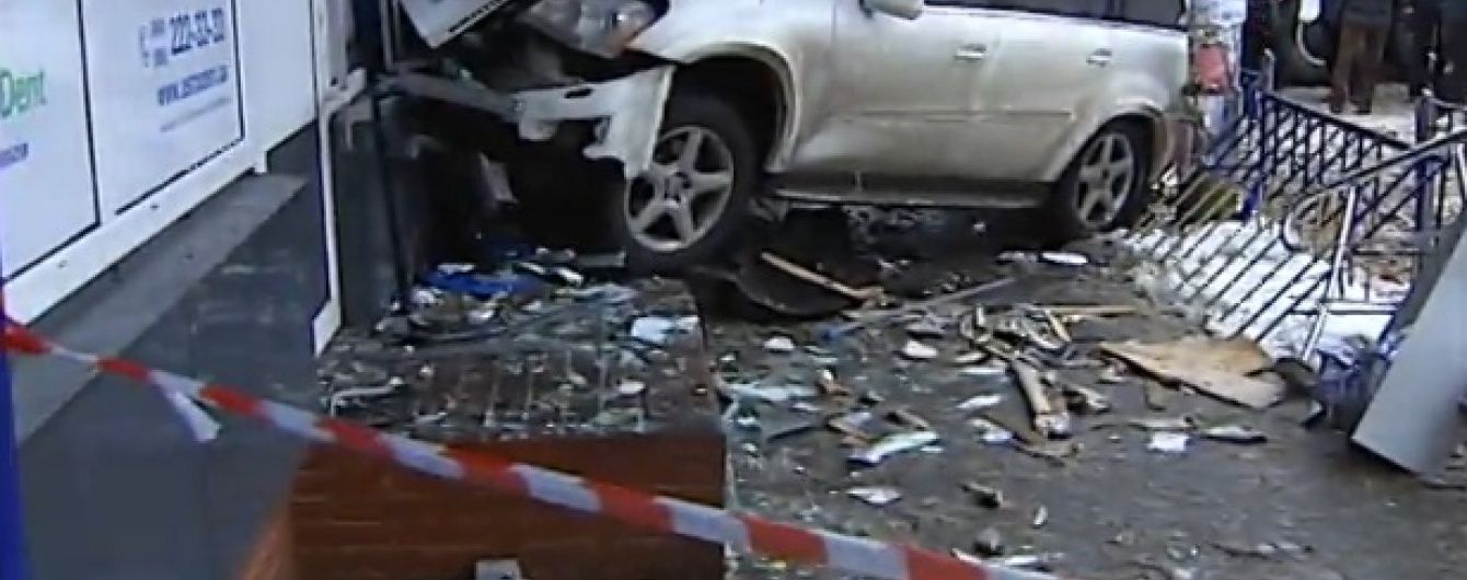 Прокуратура закрила справу проти мажора Толстошеєва, який влаштував смертельну ДТП у Києві