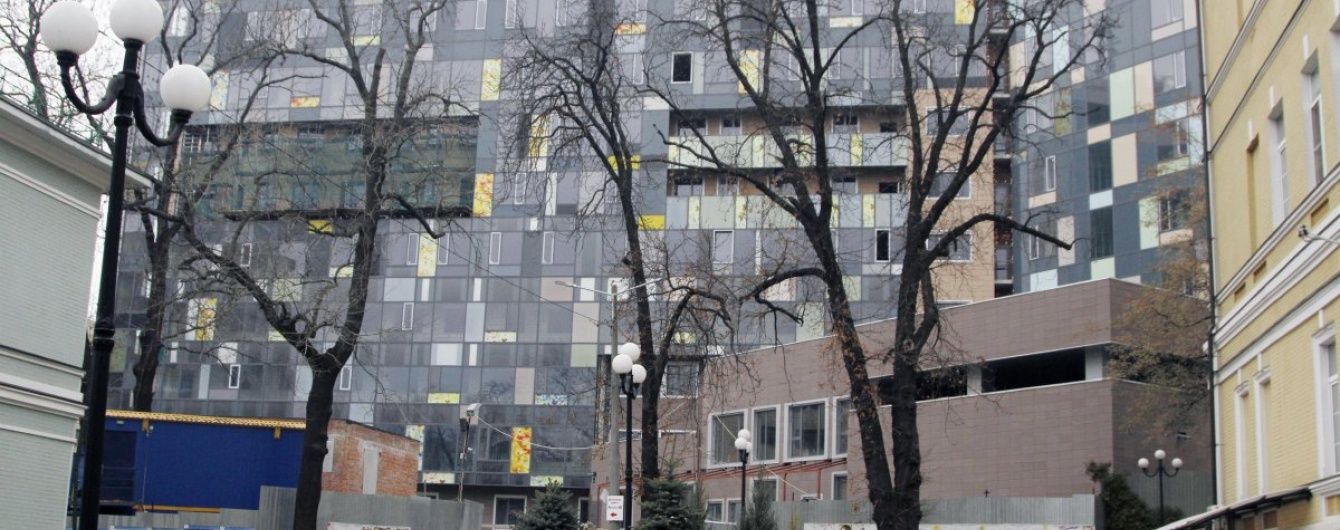 Компанія сина Януковича отримала 79 мільйонів, які мали йти на ремонт Охматдиту