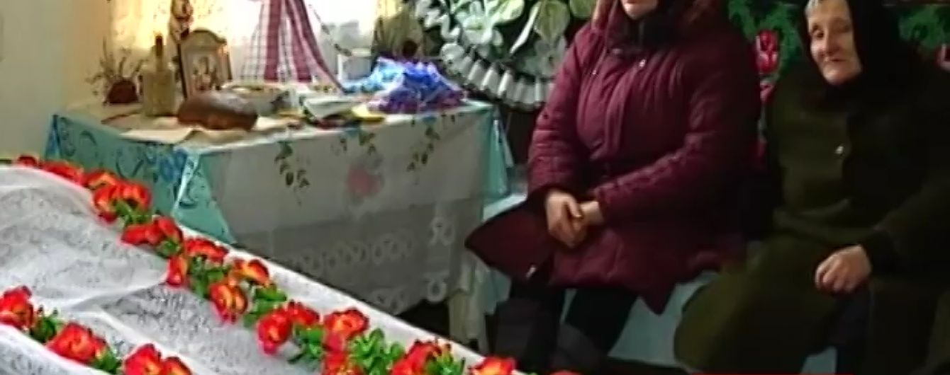 Троє молодиків до смерті забили пенсіонера, в якого вкрали ворота