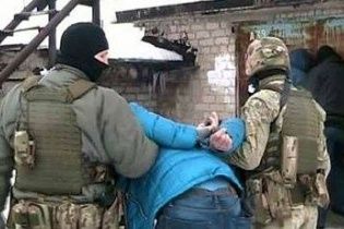 На Донбасі затримали шпигунку та екс-коханку "Гіві"