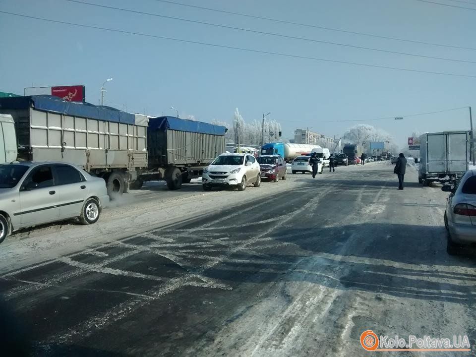 блокування траси в Полтаві