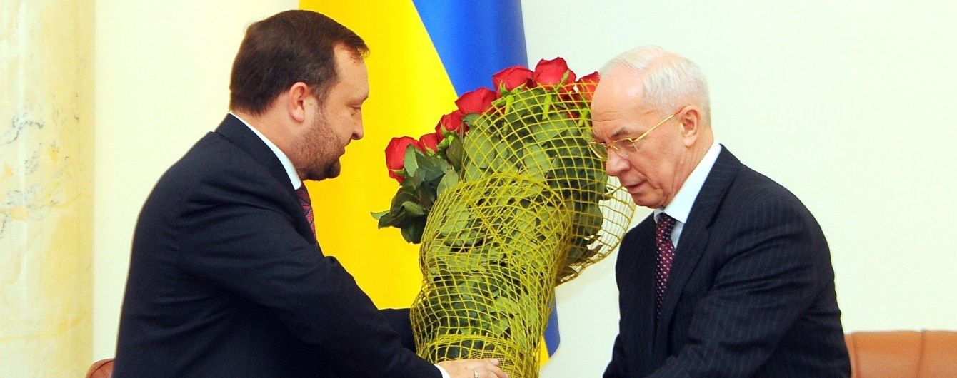 Азаров, Арбузов і ще кілька "посіпак" Януковича виграли суд щодо санкцій