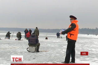 Потепління до +8 С призведе до трагедій на льоду і падіння бурульок
