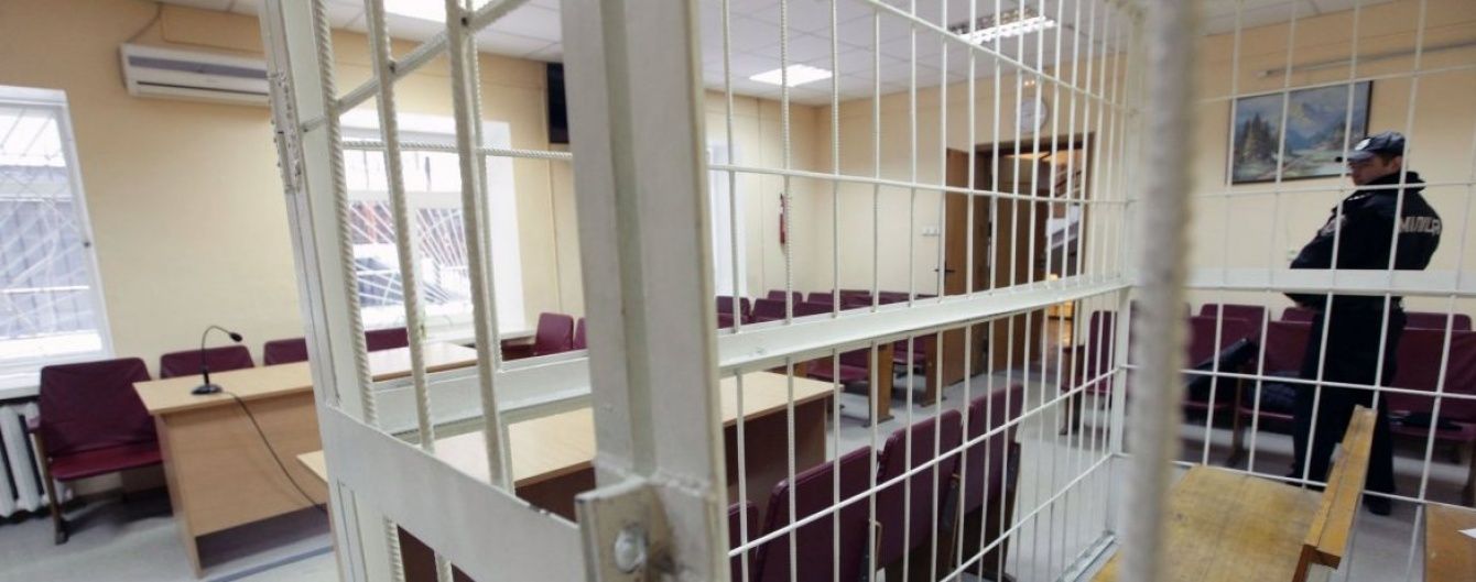 Українці тотально не довіряють прокуратурі, а суддів вважають залежними від олігархів