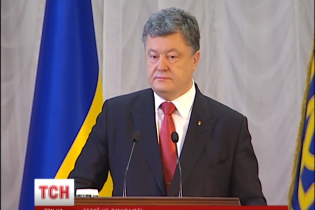 Порошенко підрахував кількість учасників бойових дій АТО в Україні