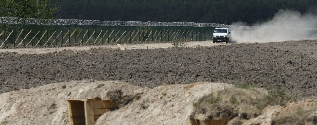 На українсько-російському кордоні вирили 230 км протитанкових рвів