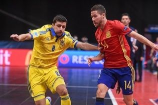 Збірна України програла іспанцям битву за перше місце групи на футзальному Євро-2016