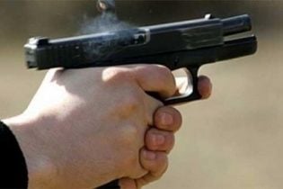 У московському метро п'яний чоловік із пістолетом напав на службу безпеки