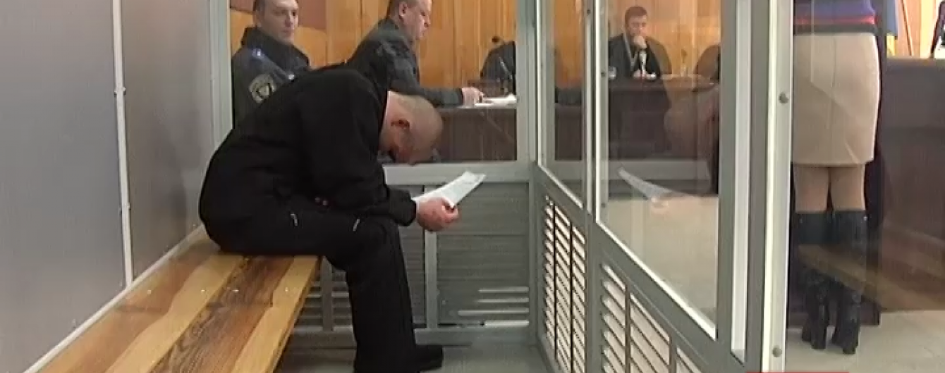 У Чернігові переглядають справу про жорстоке вбивство підлітком власної вчительки