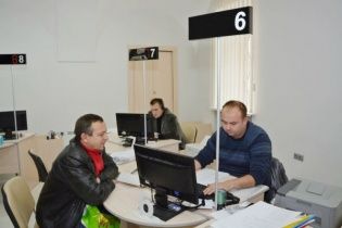 Реєстрацією автомобілів та видачею паспортів займатимуться ЦНАПи – Ковальчук