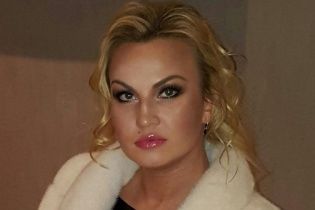 У Камалії в Києві викрали автівку з іменними номерами вартістю 70 тисяч доларів