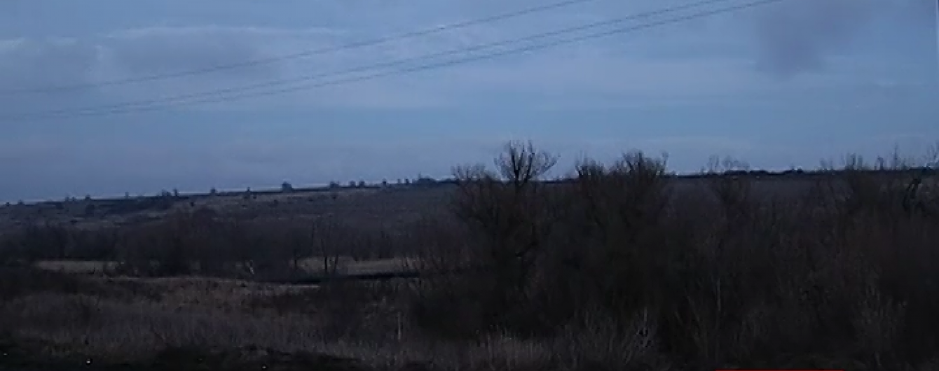 Журналісти ТСН відзняли нічні обстріли позицій військових під Горлівкою