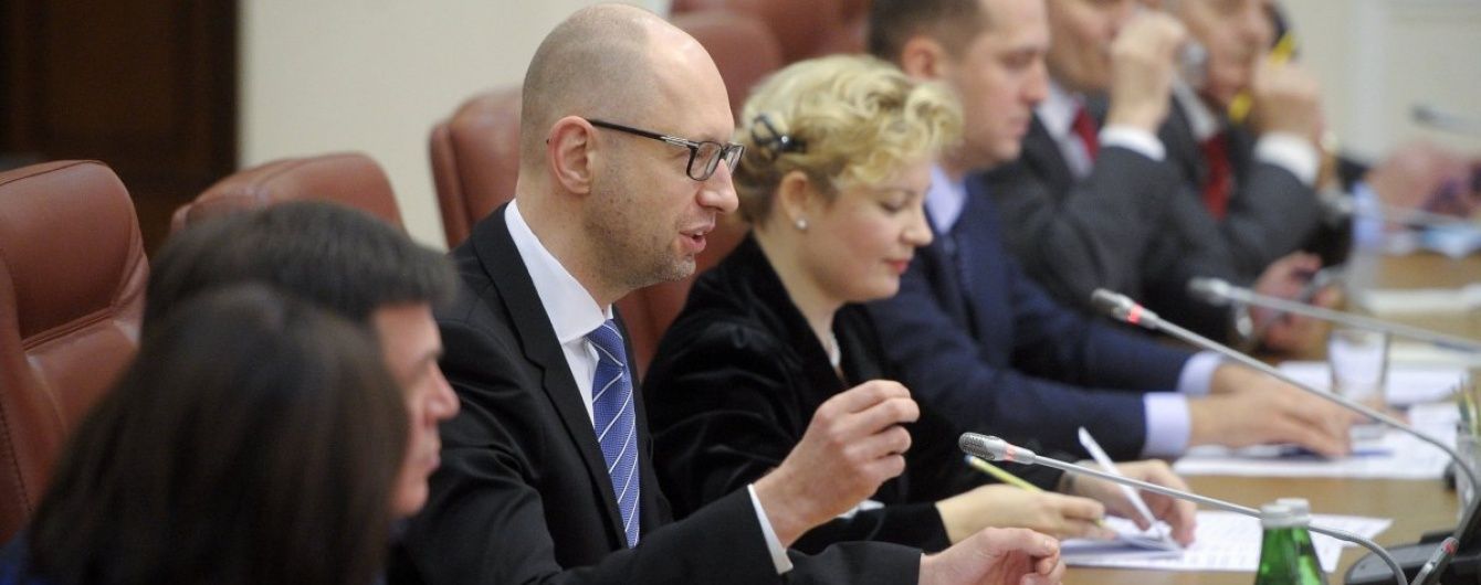 Рада готує відставку Кабміну: у фракції Яценюка готові залишитися в коаліції
