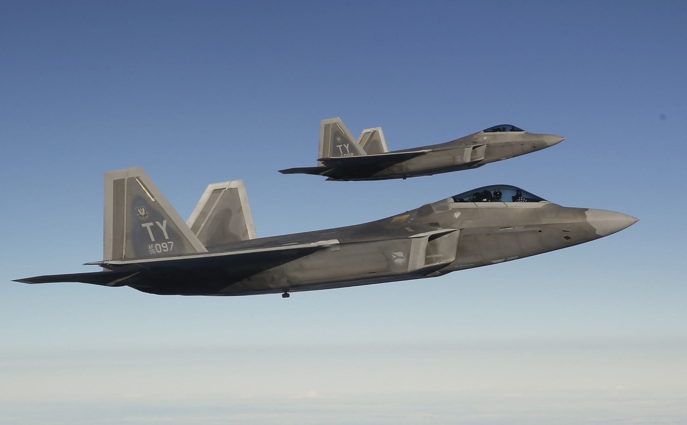 Винищувач F-22