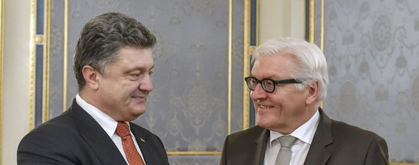 До Києва прилетять Штайнмаєр та Еро, щоб обговорити з Порошенком політичну кризу