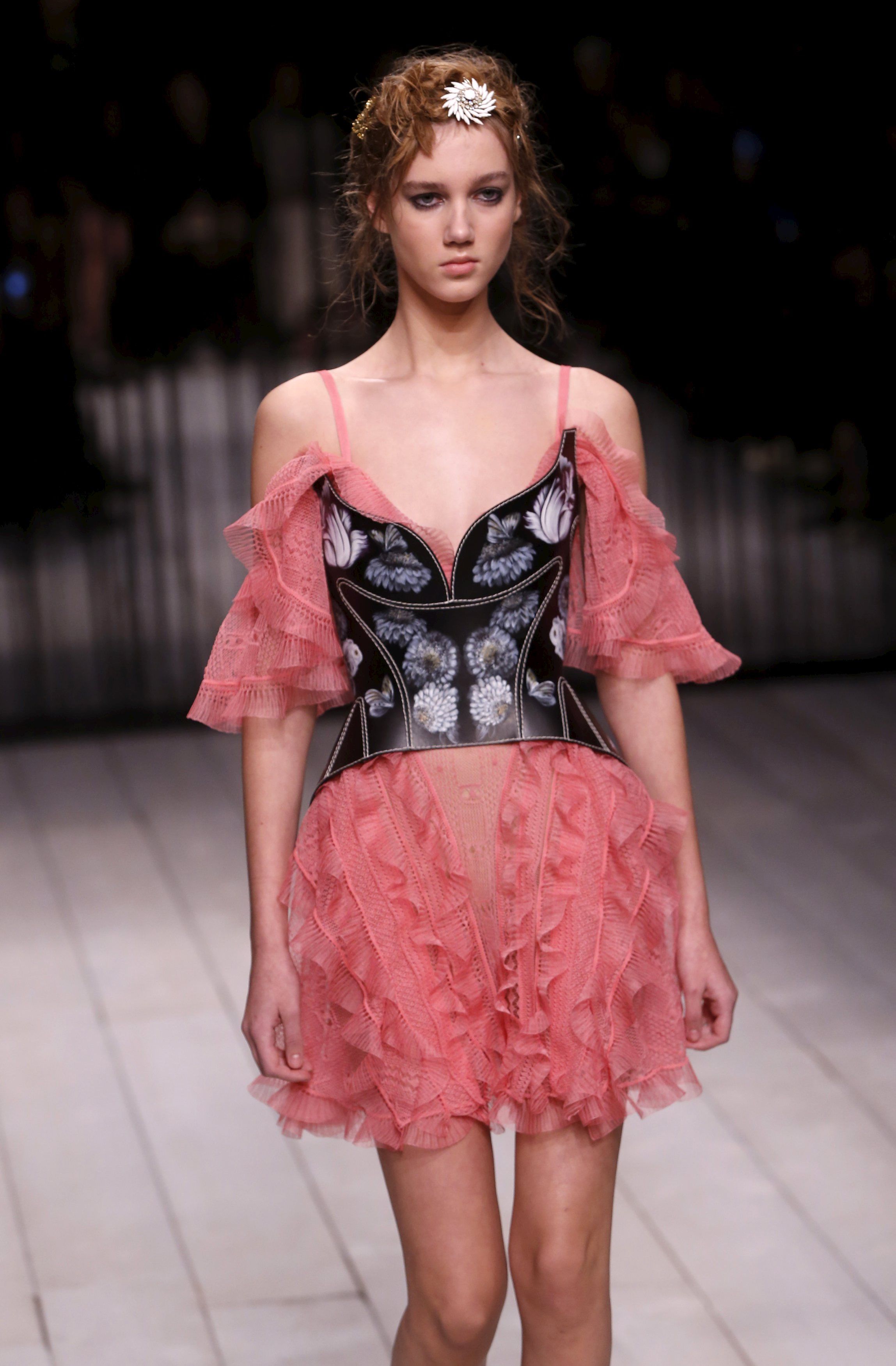 Показ Alexander McQueen_5
