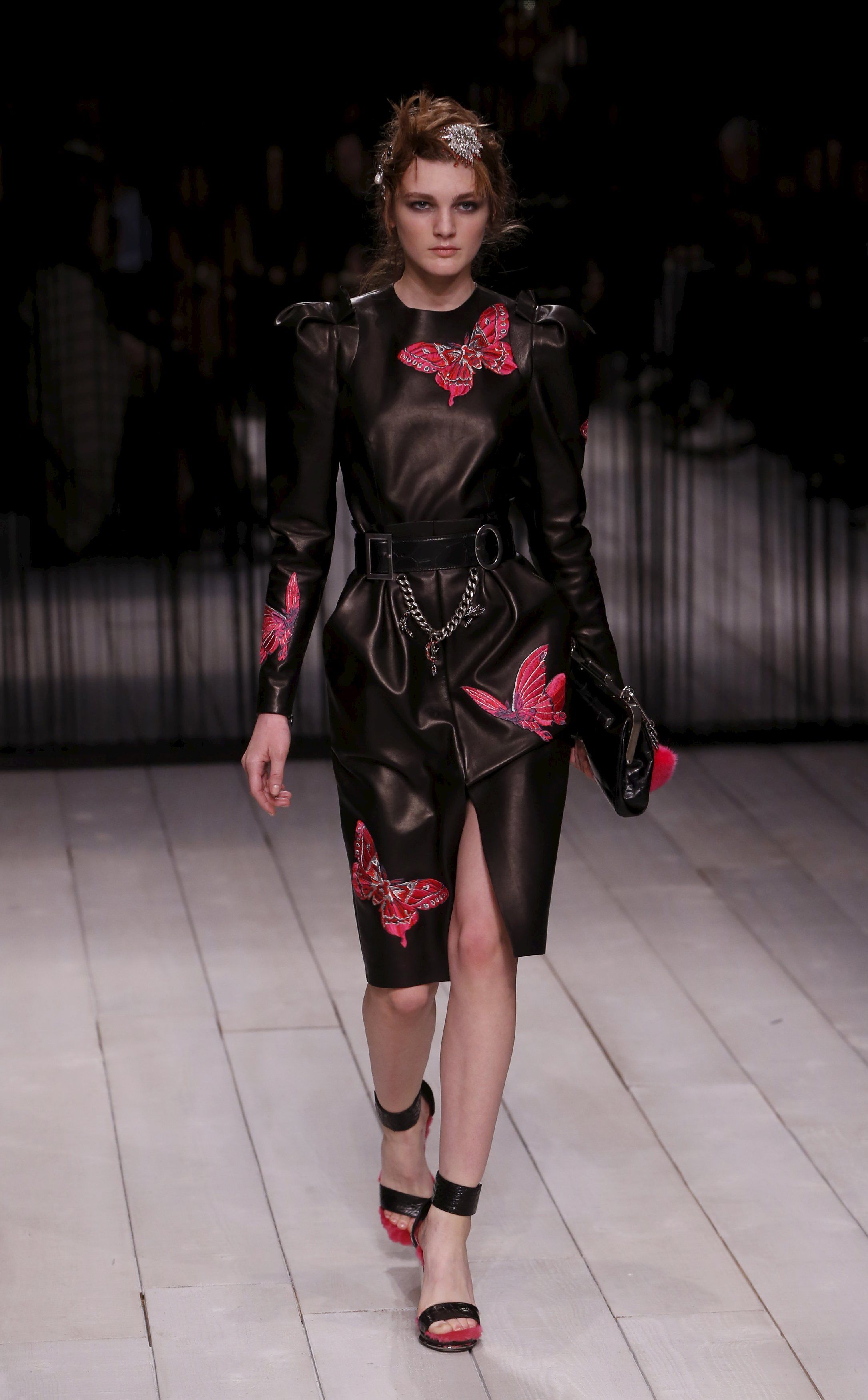 Показ Alexander McQueen_8