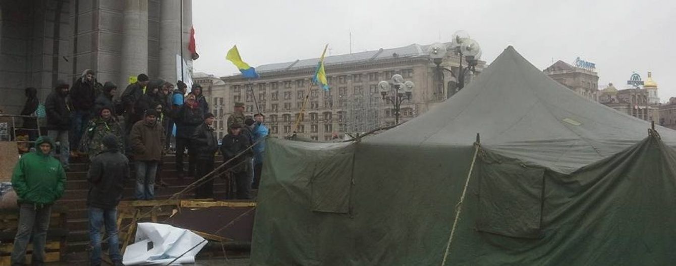На Майдані сталася сутичка між мітингувальниками