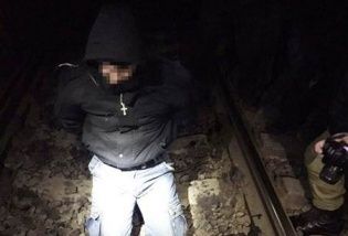 На Харківщині екс-міліціонер заклав вибухівку для підриву пасажирського потяга
