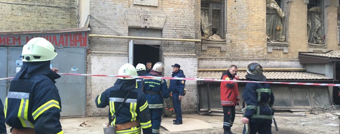 Рятувальники дістали з-під завалів будинку у Києві шостого потерпілого