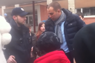 У Львові школярі заблокували порушників, поки не приїхала поліція
