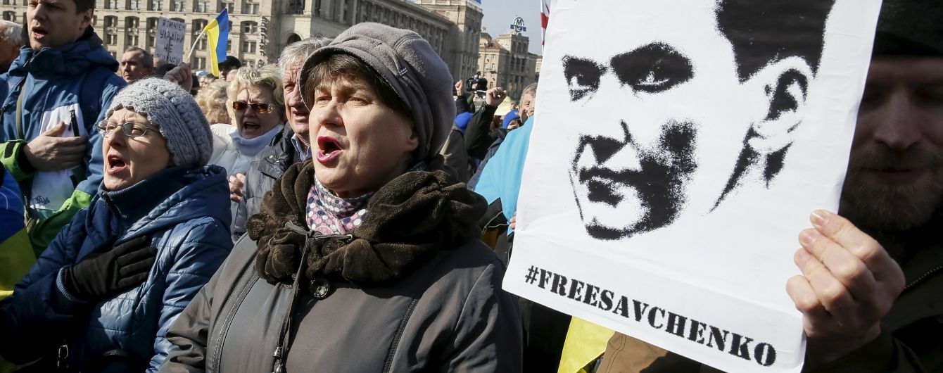 Савченко продовжує сухе голодування та жахливий напад бойовиків в Тунісі. 5 головних новин дня
