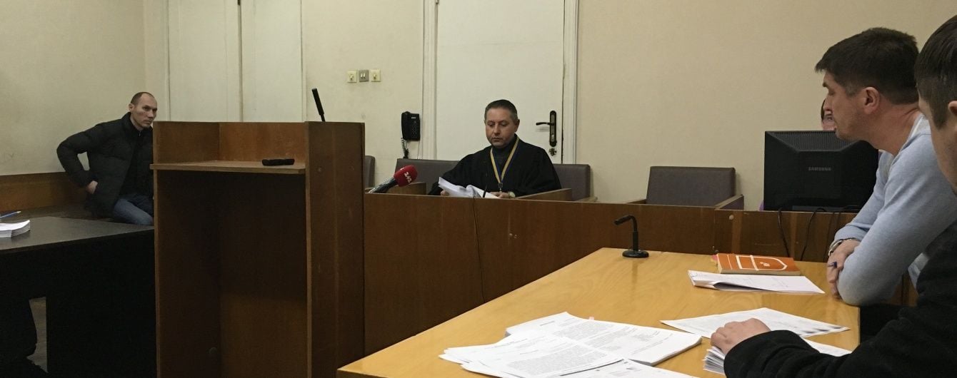 Суд не зміг обрати запобіжний захід росіянці Леоновій
