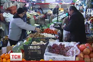 Фахівці назвали продукти, які здорожчають і здешевшають цією весною