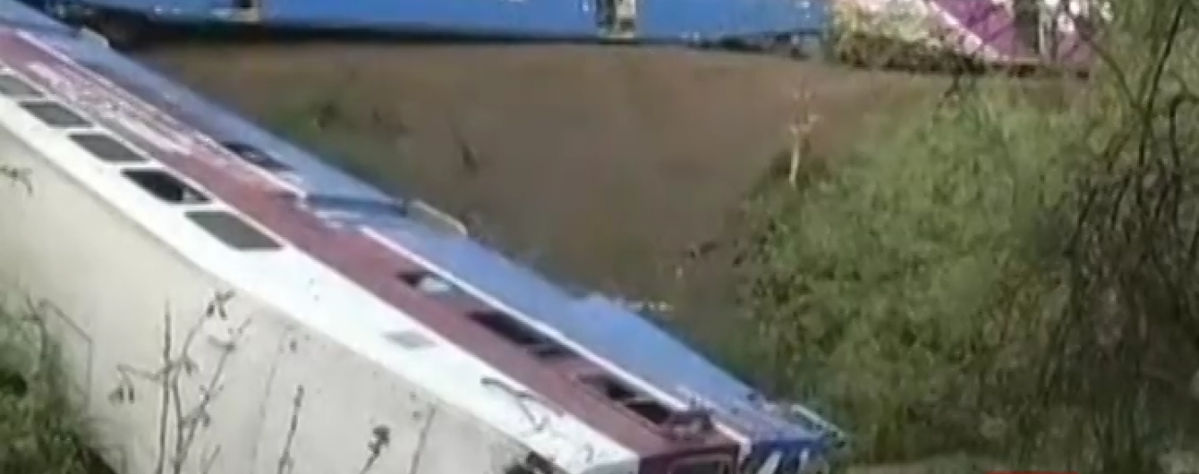 Залізничну катастрофу в Сан-Франциско спричинило дерево