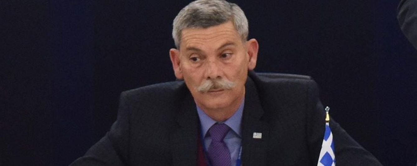 Грецького депутата виставили з засідання Європарламенту через порівняння турків із собаками