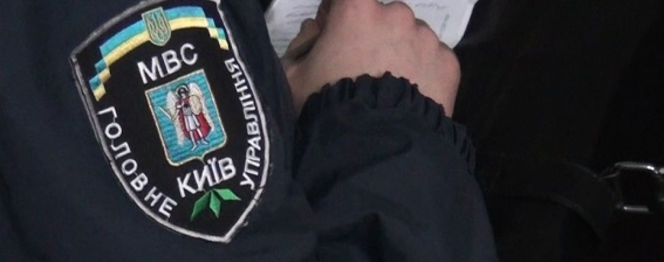 У Києві на очах неповнолітньої доньки вбили матір