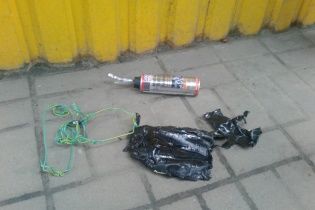 У Києві намагалися підпалити магазин дитячого одягу