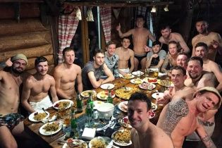 Гравці "Волині" відновилися у лазні після перемоги над "Сталлю"