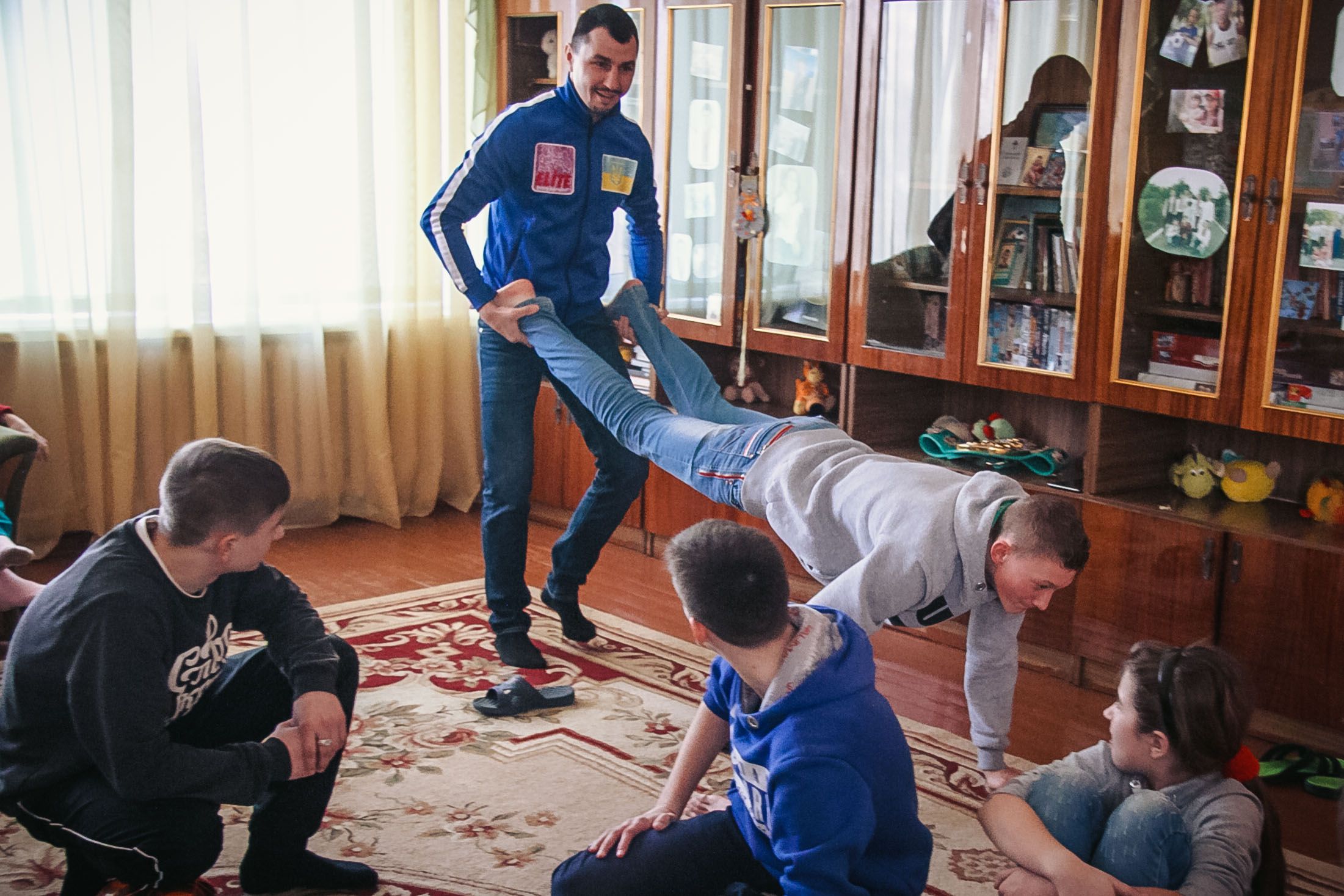 Постол в сиротинці