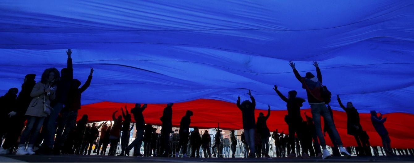 Росіяни "проїдають" більше половини доходу