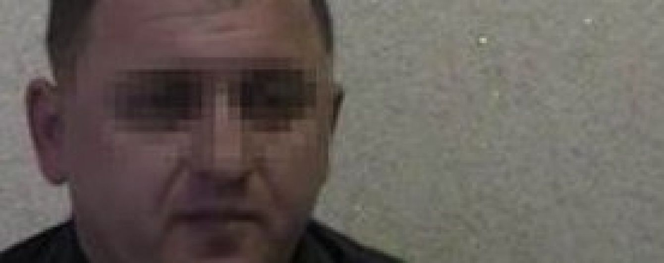 Верхівка поліції Рівненщини "кришувала" нелегальний видобуток бурштину - СБУ