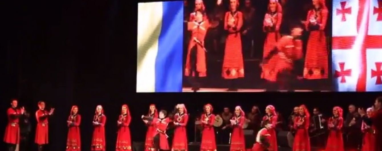 Юзери шаленіють від запального танцювального батлу між Україною та Грузією