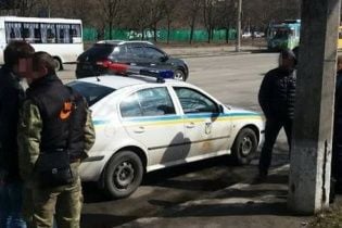 Сумські поліцейські "погоріли" на хабарі – СБУ