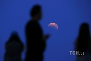 Таємниче перше затемнення у серпні: дивіться онлайн