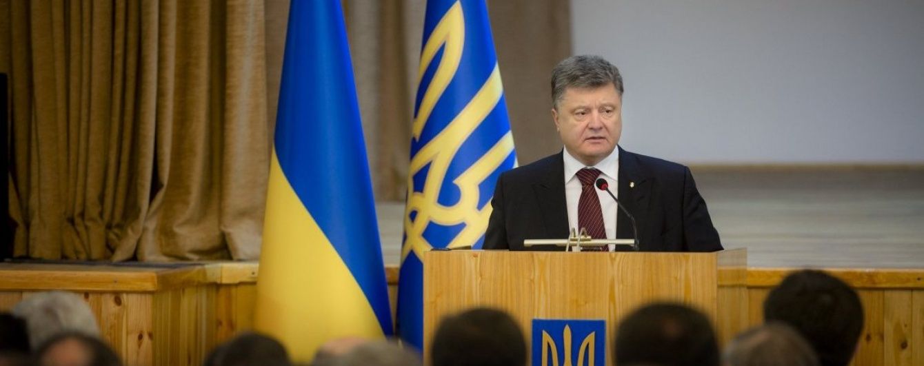 Порошенко пояснив, чому чекав із обміном Савченко аж до вироку суду
