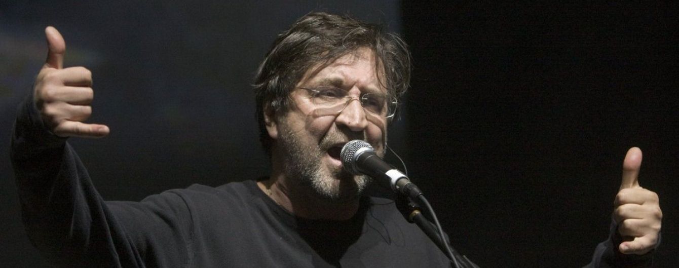 Легендарний лідер "ДДТ" підтримав Україну і згадав співи у переходах Києва