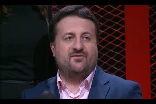 Відставка Яценюка призведе до перевиборів президента – політолог